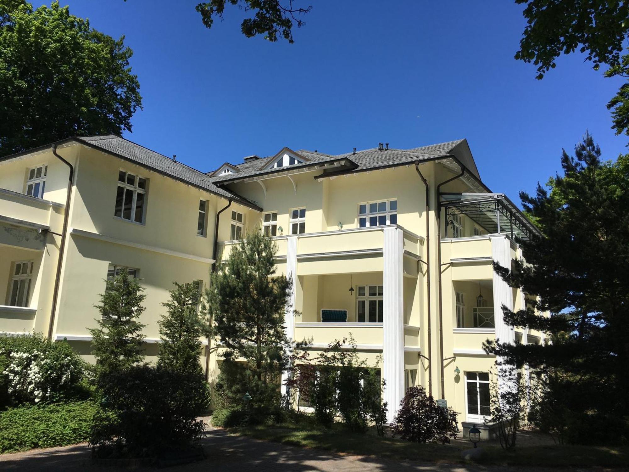 Villa Caprivi - Ferienwohnung E2 Ostseebad Heringsdorf Exterior foto